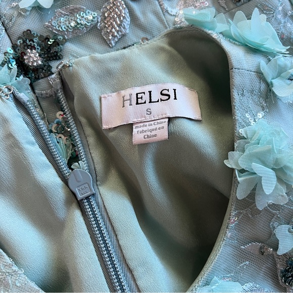 Helsi 3D Sheath Dress in Sage - Picture 4 of 11